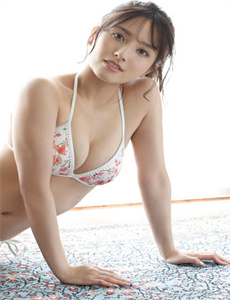 八月蕾丝情
