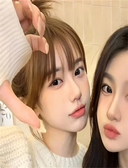 老师奖励学生打一节课游戏_97风云再起_扒开女人的两片毛唇